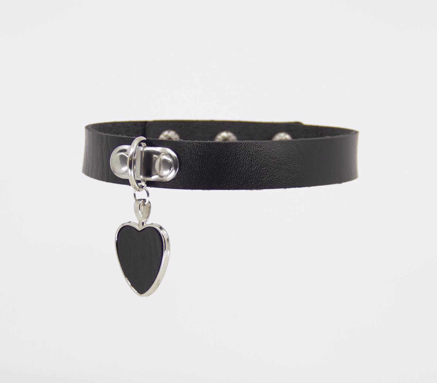 Vegan Collar with Heart Pendant - Passionfruit