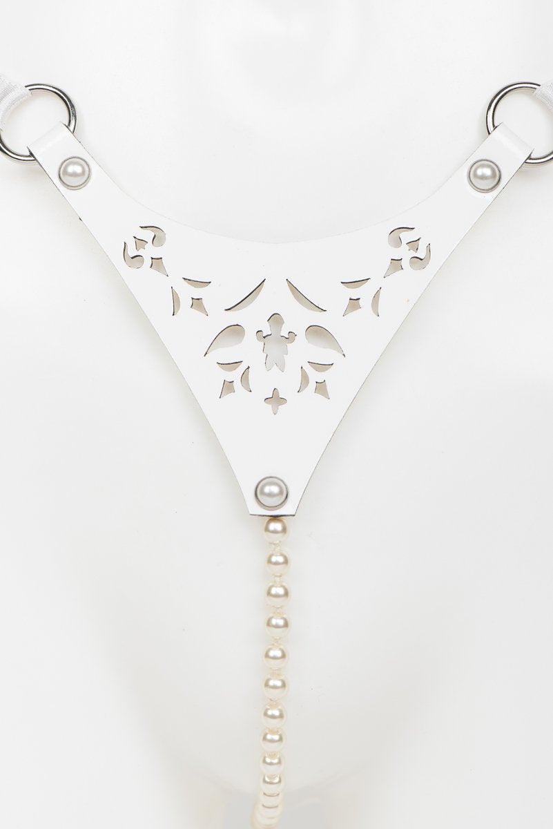 Bianco Pearl String by Fräulein Kink - Passionfruit 